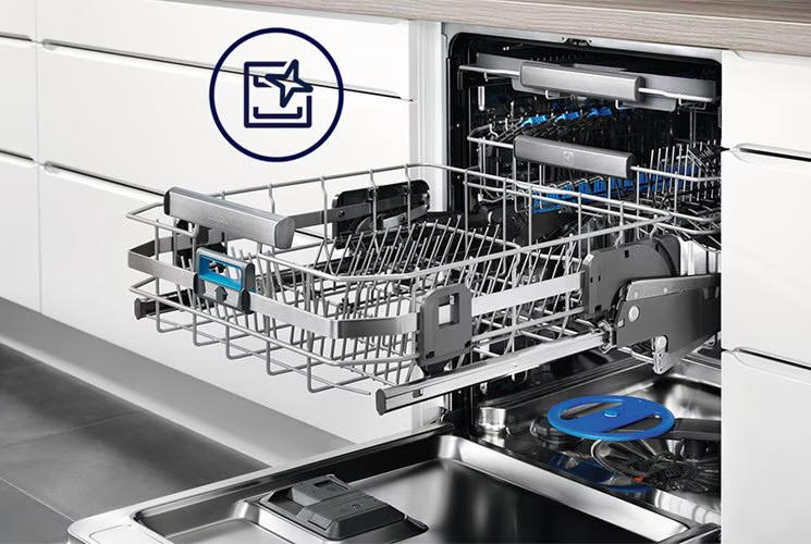 ELECTROLUX EEM48301L FULLY INTEGRATED DISHWASHER (14 PLACE SETTING) 60CM - Image 3
